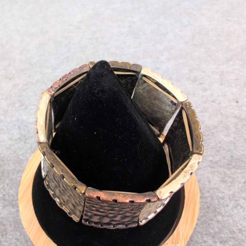 Womens Mixed Metal Hammered Texture Stretch Bracelet - Picture 2 of 4